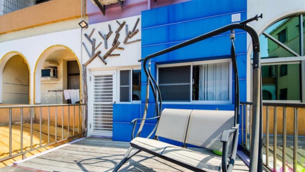 小黑琵416輕旅 Little Happy Hostel Tainan Exterior photo